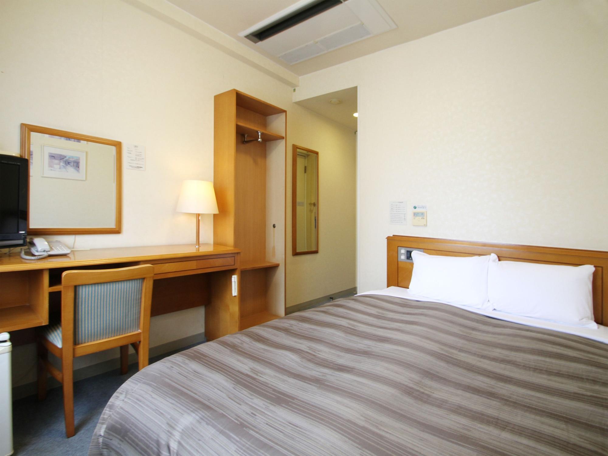 Hotel Route-Inn Naha Asahibashi Eki Higashi Екстер'єр фото